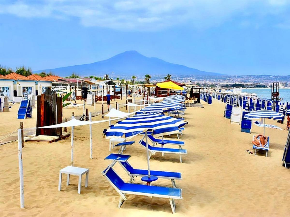 Villaggio Albergo Internazionale La Plaja Катания Экстерьер фото