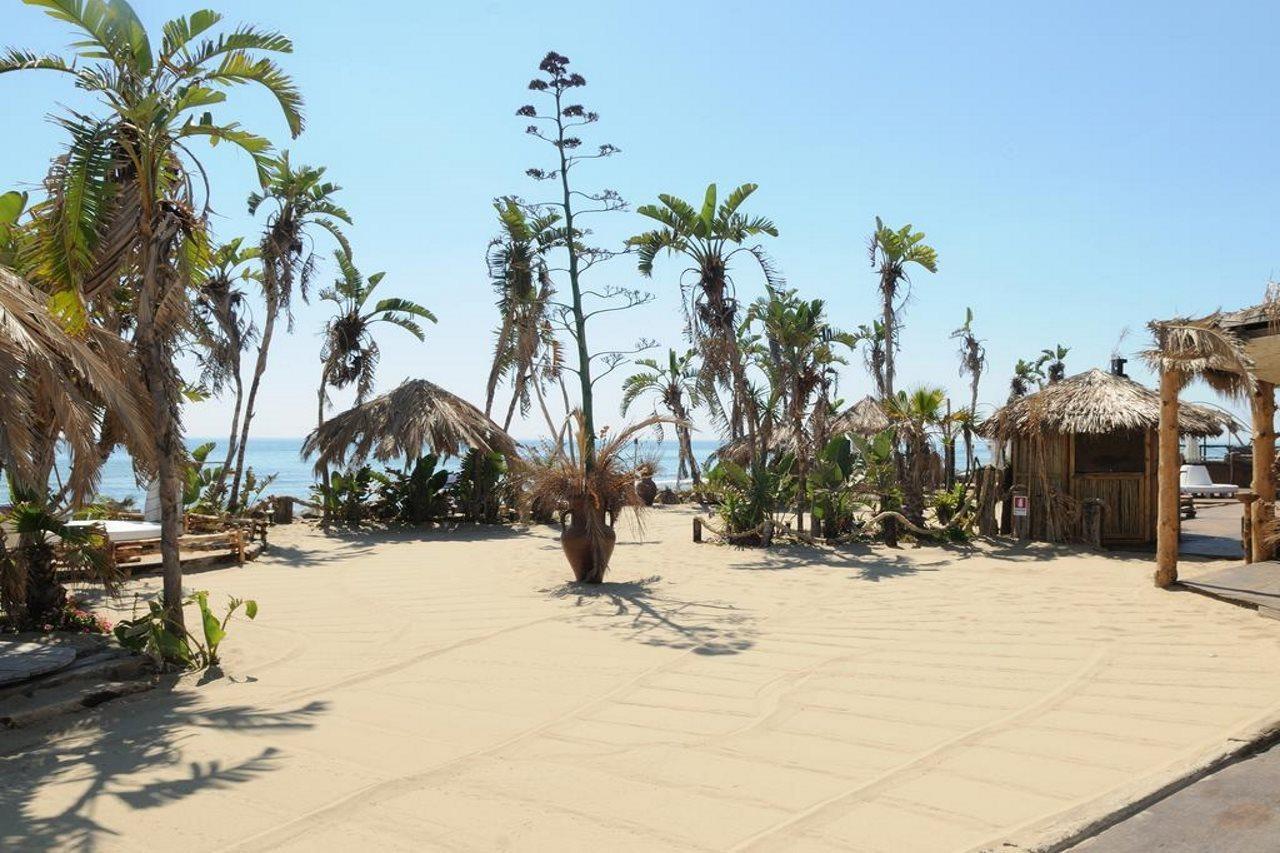 Villaggio Albergo Internazionale La Plaja Катания Экстерьер фото