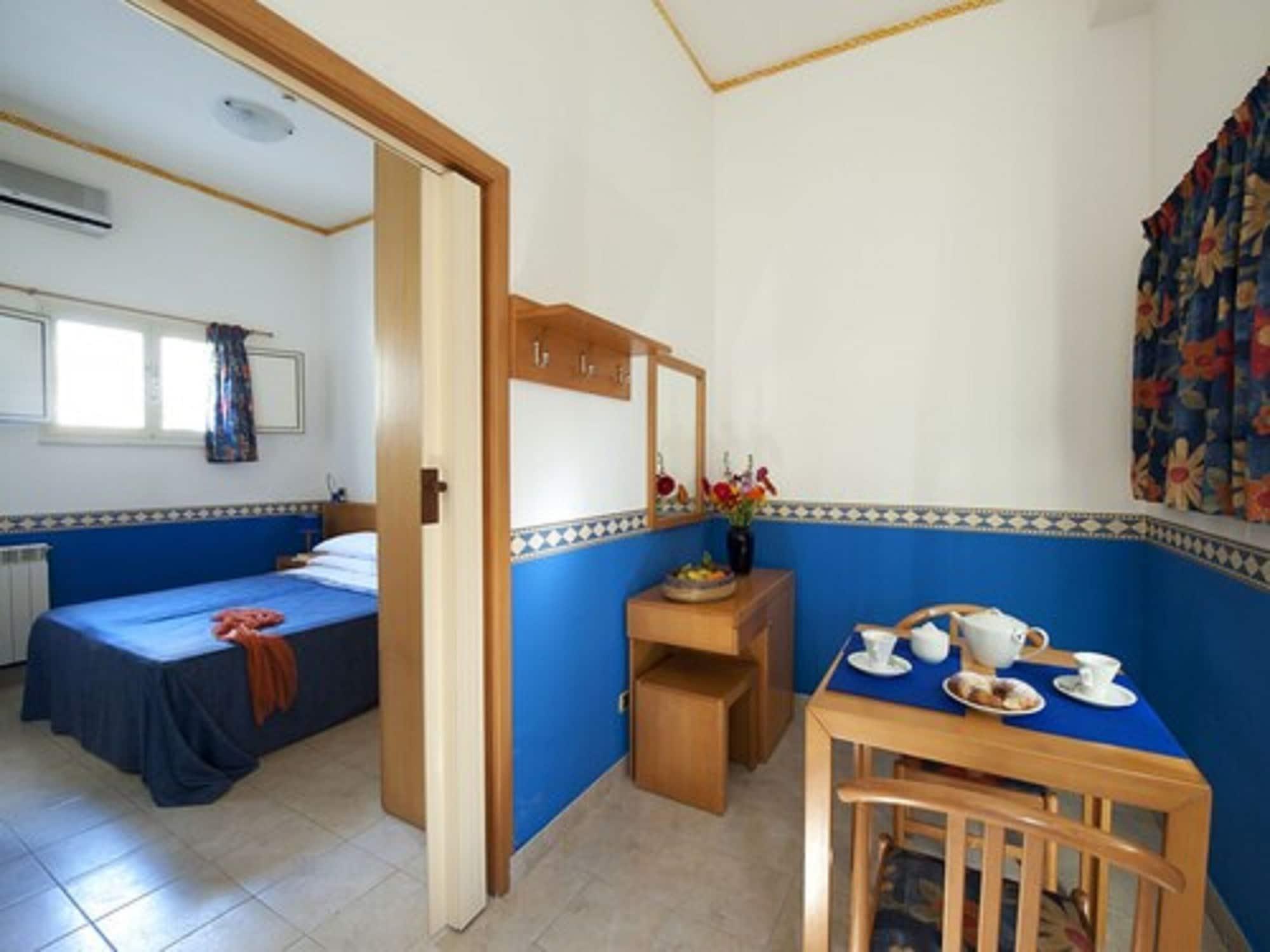 Villaggio Albergo Internazionale La Plaja Катания Номер фото